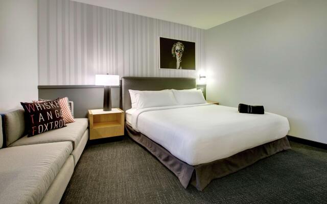 The Rose Hotel Chicago O’Hare, Tapestry Collection by Hilton