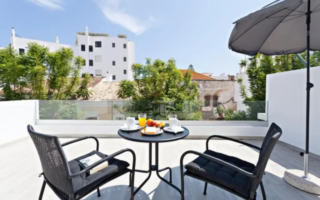 Faro Clara Suites