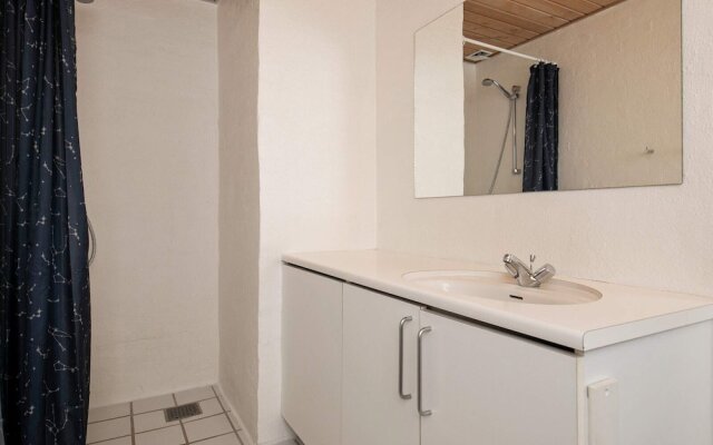 10 Person Holiday Home on a Holiday Park