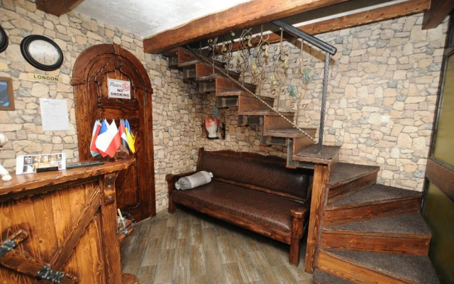 My City Hotel