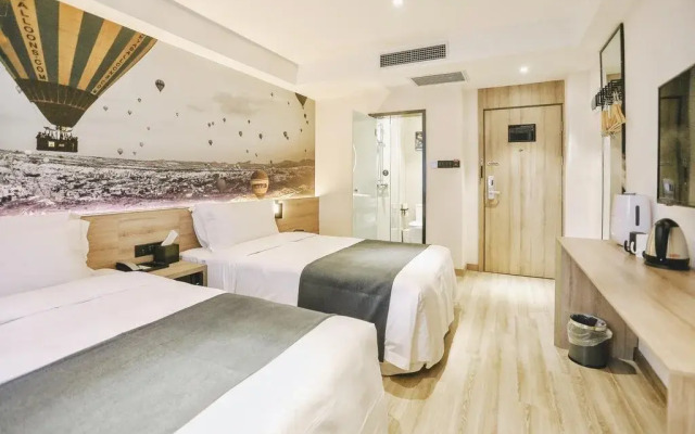 Beijing Jian Guo Men AT Hourse Hotel