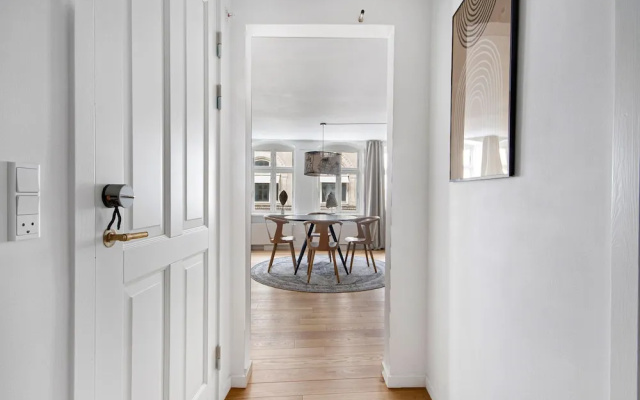 Sanders Regent - Cute 1-bdr Apt Next to Magasin