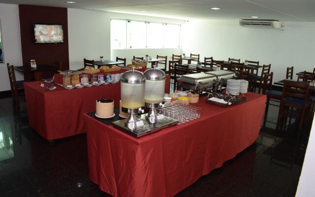 Red Roof Inn Natal