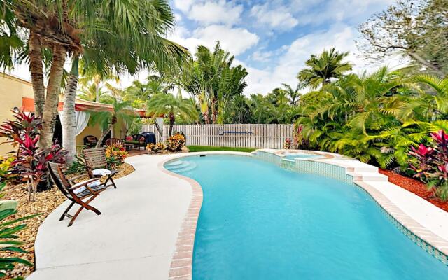 Las Olas Oasis - 3 Br Home