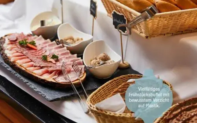 Thermenhotel Stoiser