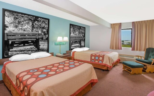 Rodeway Inn near I-35 Lamoni