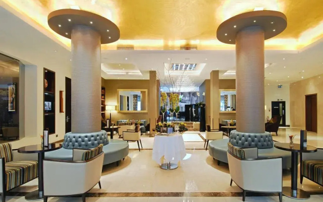 Montcalm Mayfair, Autograph Collection