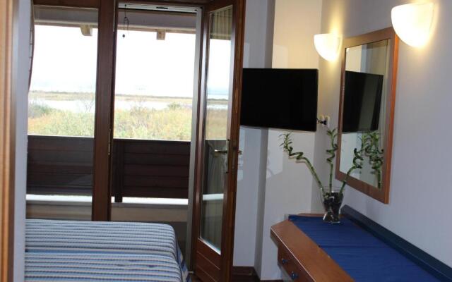 Hotel Caneo