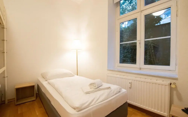 Large City Center Apartment