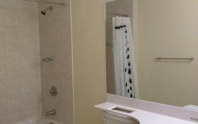 Shamrock Corporate Housing - Gables