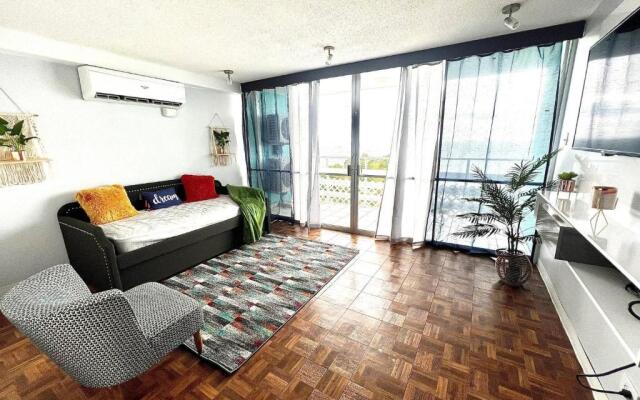 Sea View 1Br Sleeps 4