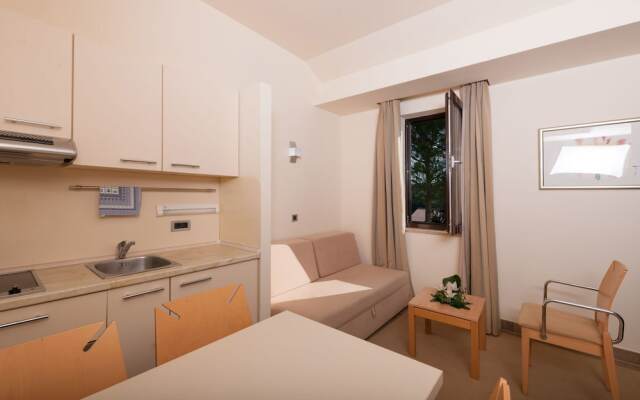 Maistra Apartments Petalon