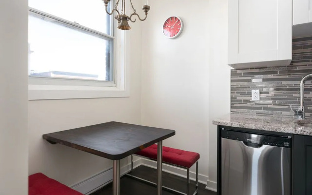 Architectural 2BR in Mile End by Sonder