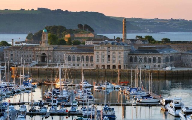 1-bed Apartment in a Historic Area of Plymouth