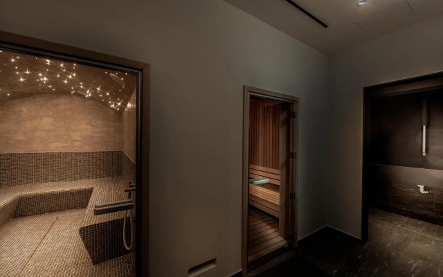 Anemi Hotel & Suites