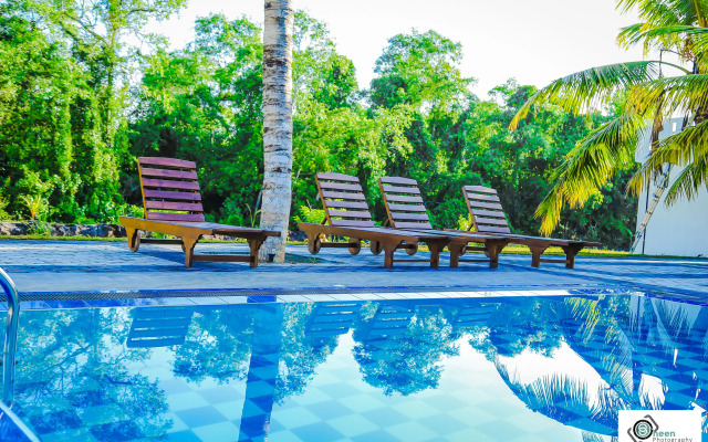 Shades Resort and Villa