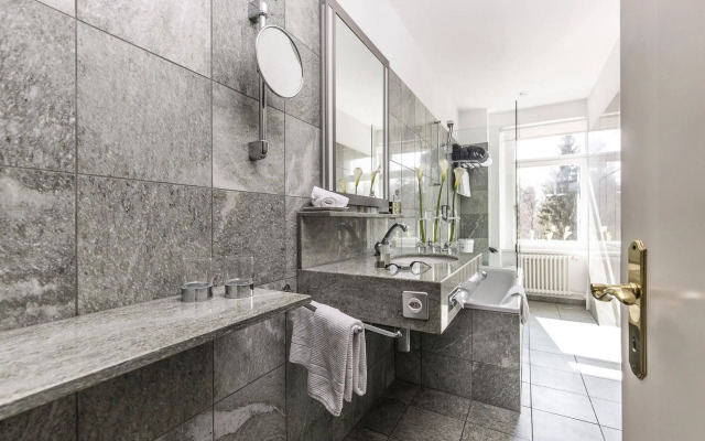 Romantik Hotel Schweizerhof & Spa Flims