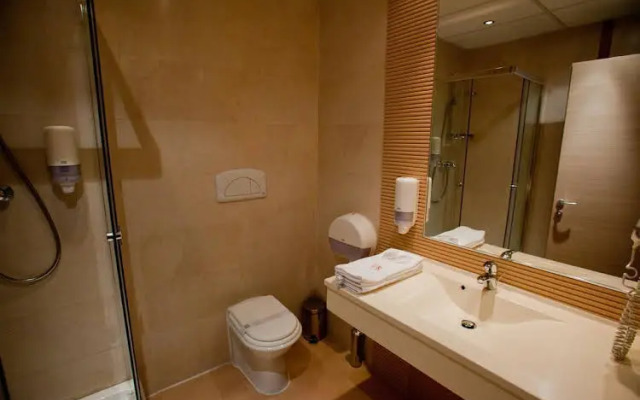 Platinum Rooms District 3 & 4