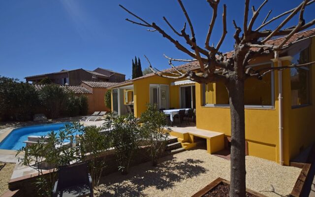 Cozy Holiday Home in Cogolin With Heated Pool