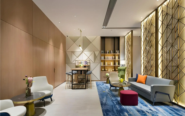 Borrman Hotel(Shanghai Hongqiao Railway Station National Exhibition Center Shop)