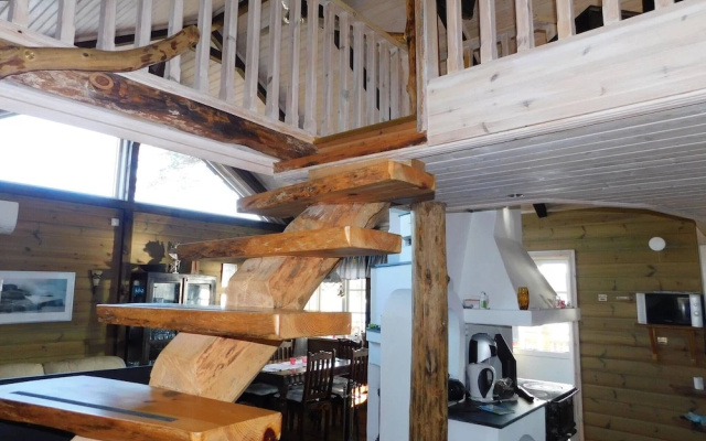 Lake View Cabin