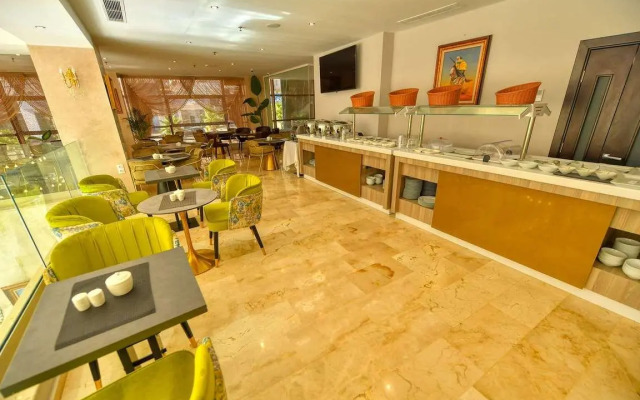 Mf Hotel Oran