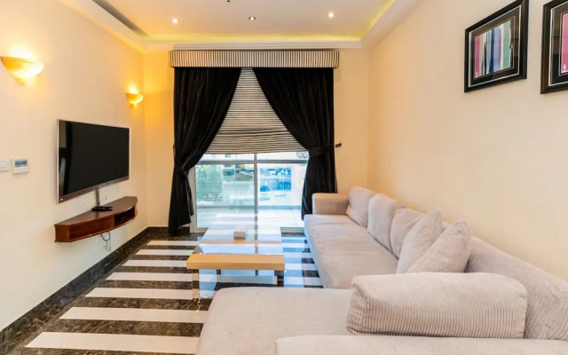 Royal Mirage Hotel and Apartments