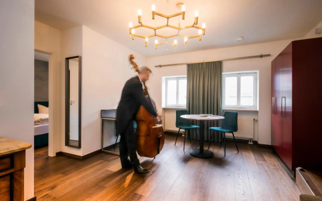 Hotel Münchner Hof und Blauer Turm