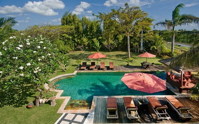 Villa Anyar