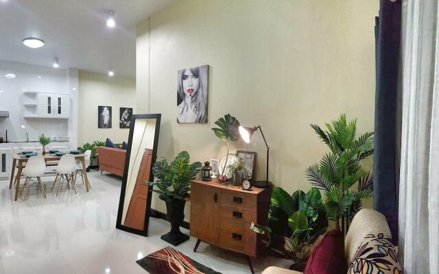 POST At Phrasing Private House