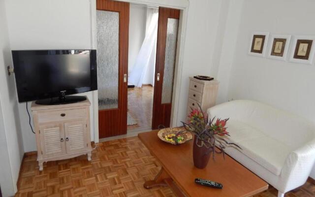 Baroque 10-person Apartment in Makrygialos