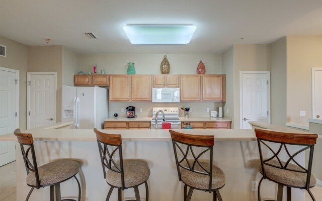 Majestic Palms Condo