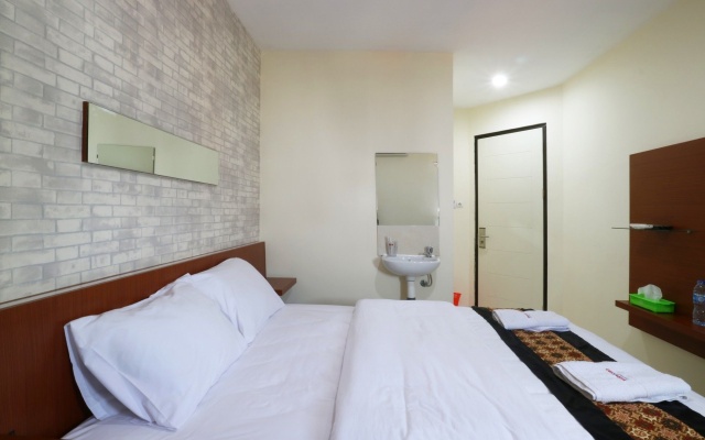 OYO 1737 Hotel Celvasha – Guest Rooms – Jakarta