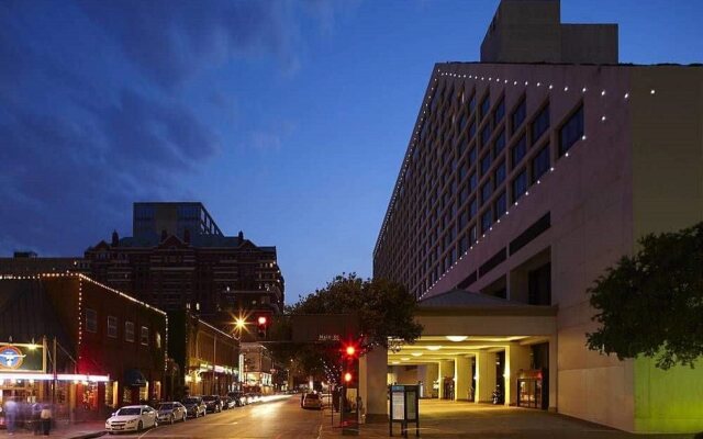 The Worthington Renaissance Fort Worth Hotel