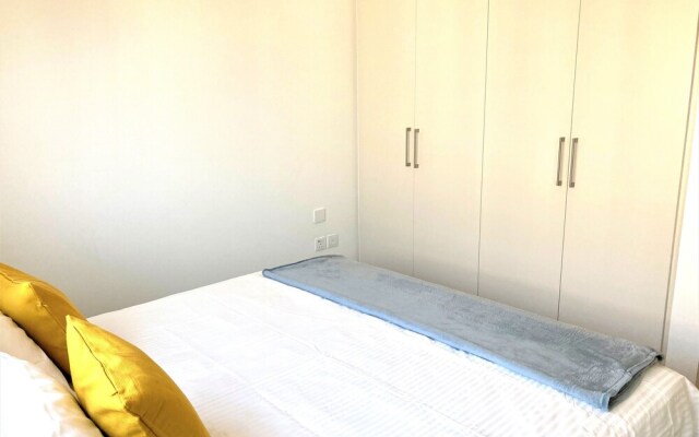 Gorgeous Newly Furnished 1bed in Dubai Hills