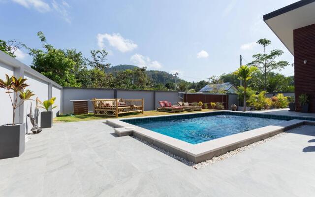 Elephas Villa