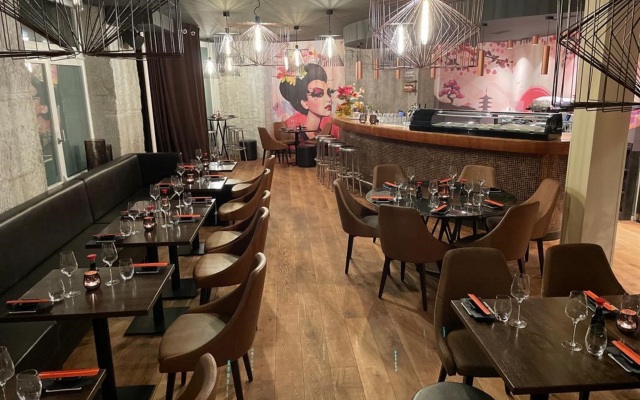 PLATZHIRSCH ZÜRICH - Downtown Boutique Hotel & Sushi Lounge