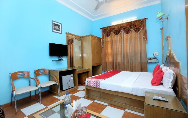OYO 17430 Gulshah Hotel