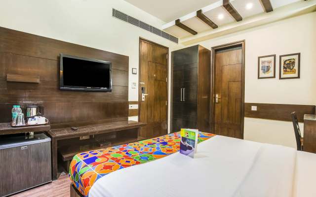 FabHotel Aashraye