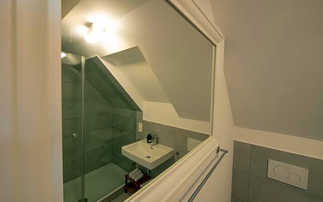 G¿ehaus am Schlossplatz, Z. 5