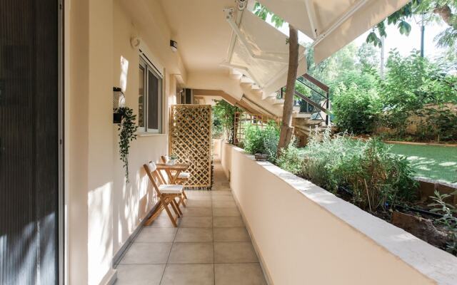 Kifissia Central Stylish Fresh Apartment near Metro 1BR