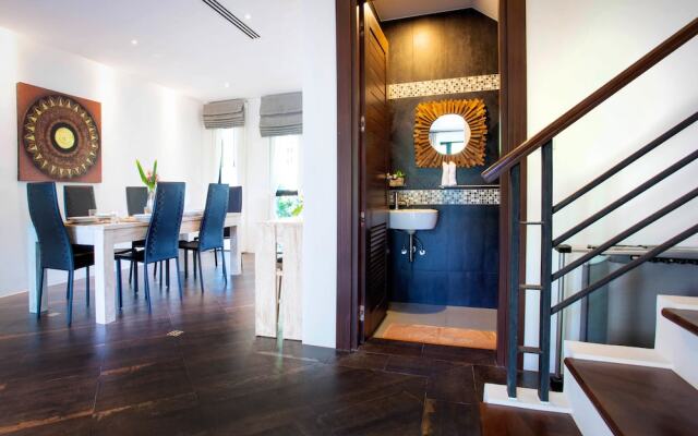Luxury Pool Villa Kamala
