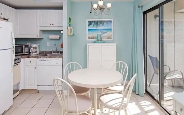 Renaissance Tower 0508 1 Bedroom Condo