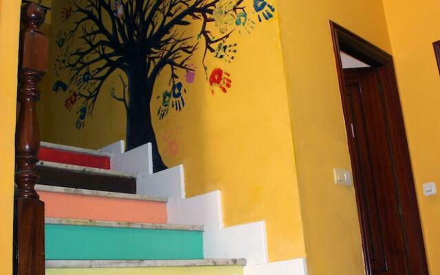 Meiga Backpackers