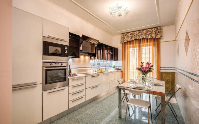 Luxurious Apartment in the Center of Sorrento