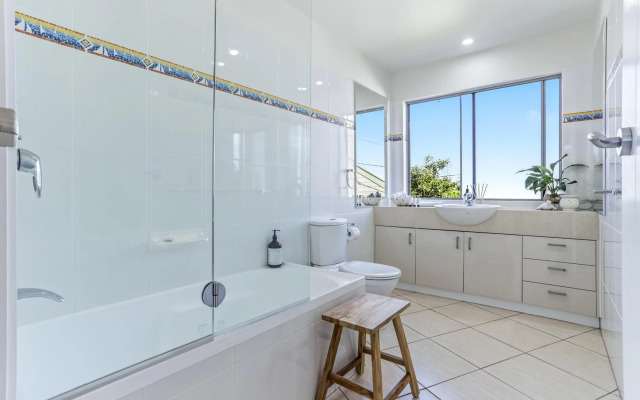 Luxe coastal village home, Peregian Beach