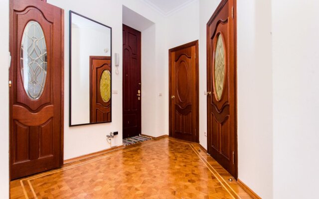 Apartamentyi Kvartira Na Arbate