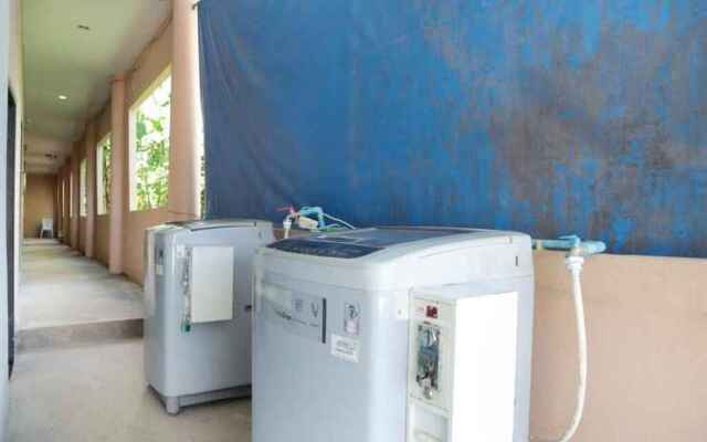 OYO 1075 The View At Naiyang