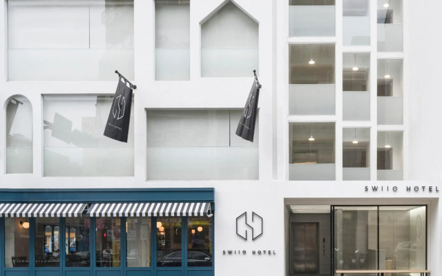 Swiio Hotel Daan