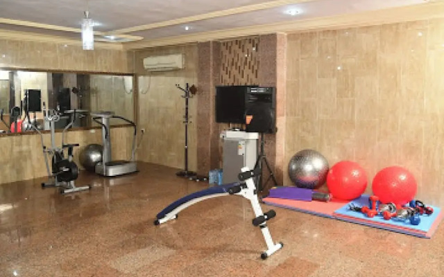 Room-choice Gate Hotel-business Double